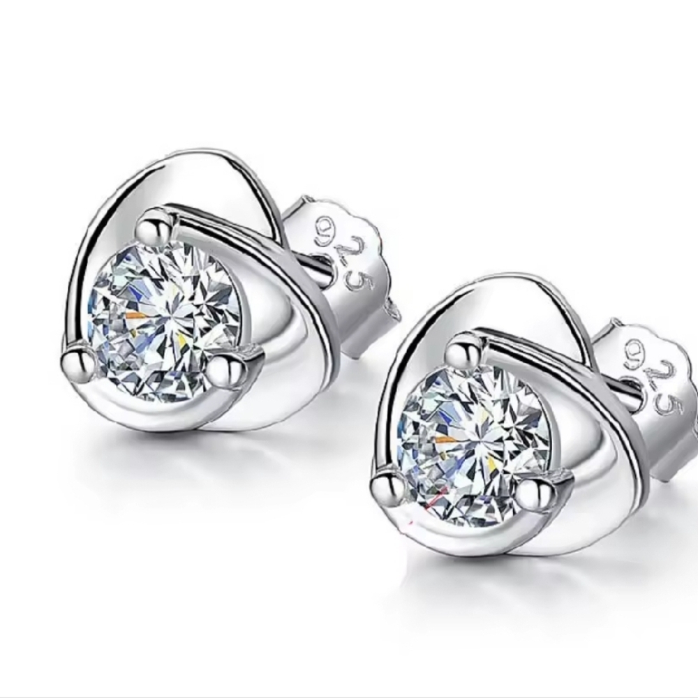 Elegant Purple Gemstone Stud Earrings - Picture 4 of 4